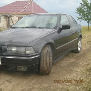 	 BMW 3 Series год выпуска: 	1993 тип кузова: 	Седан